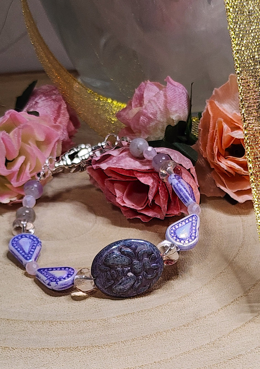 Carved Bee Motif Bracelet