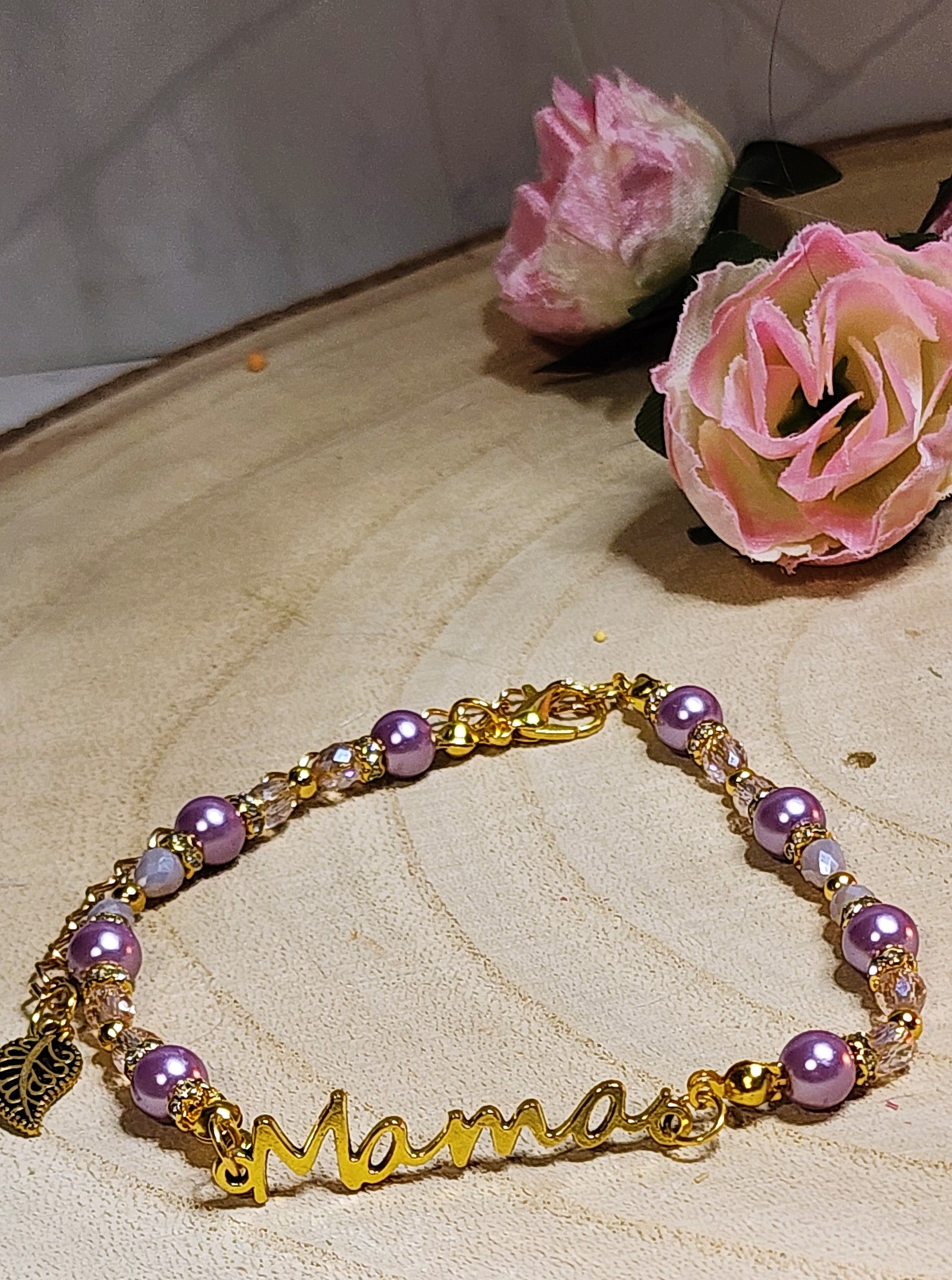 ✨ Mama Bracelet – Elegant Handmade Mother’s Day Gift ✨
