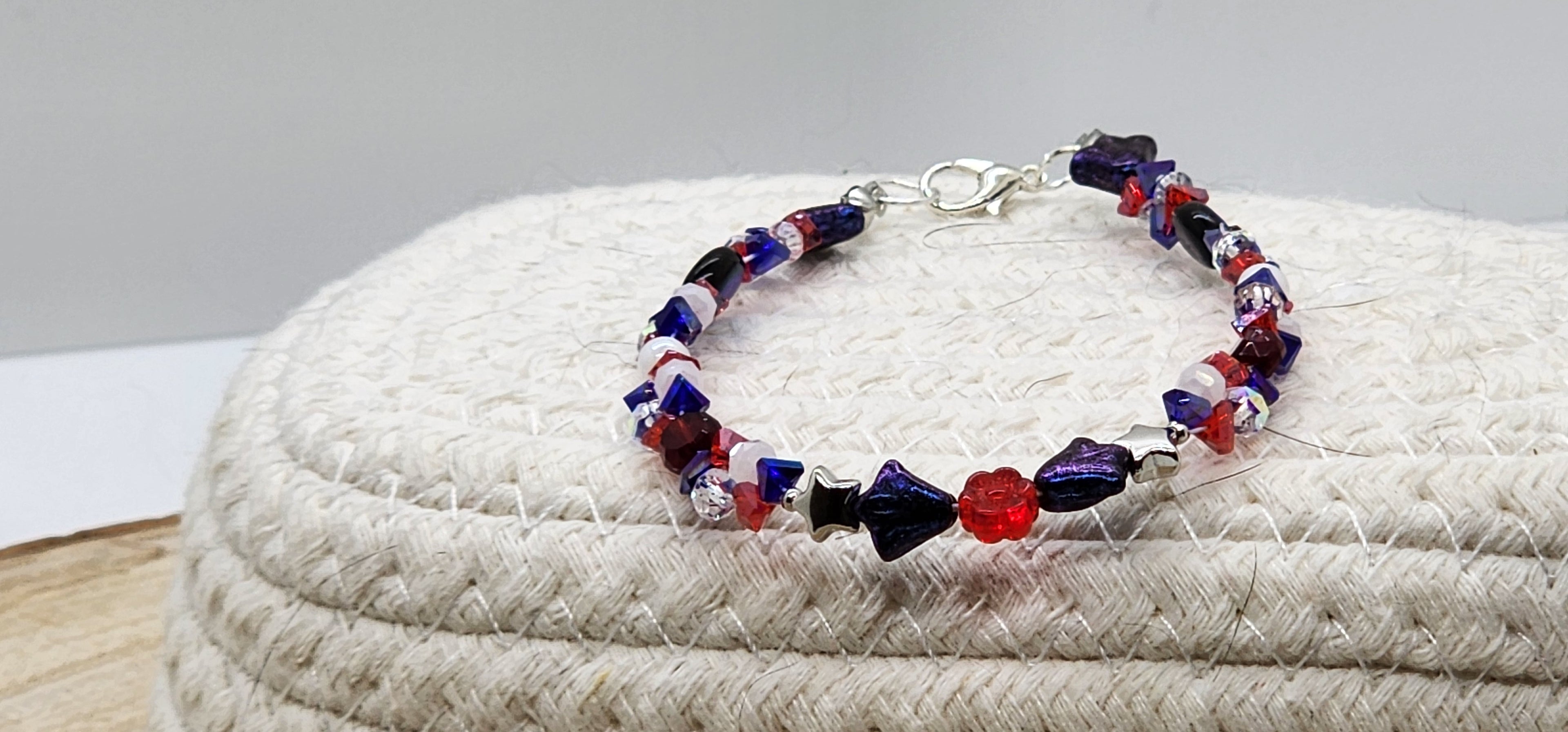 ⭐ America’s 250th Celebration Patriotic Beaded Bracelets – Red, White & Blue Sparkle