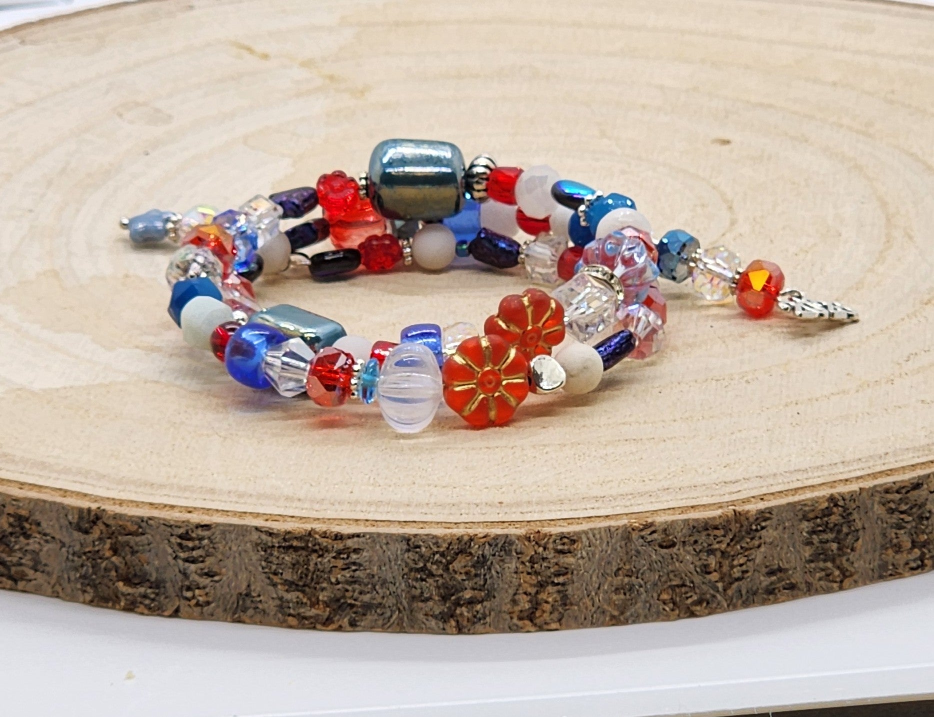⭐ Patriotic “Americas 250” Memory Wire Bracelet | Red, White & Blue Sparkle Jewelry 🇺🇸✨