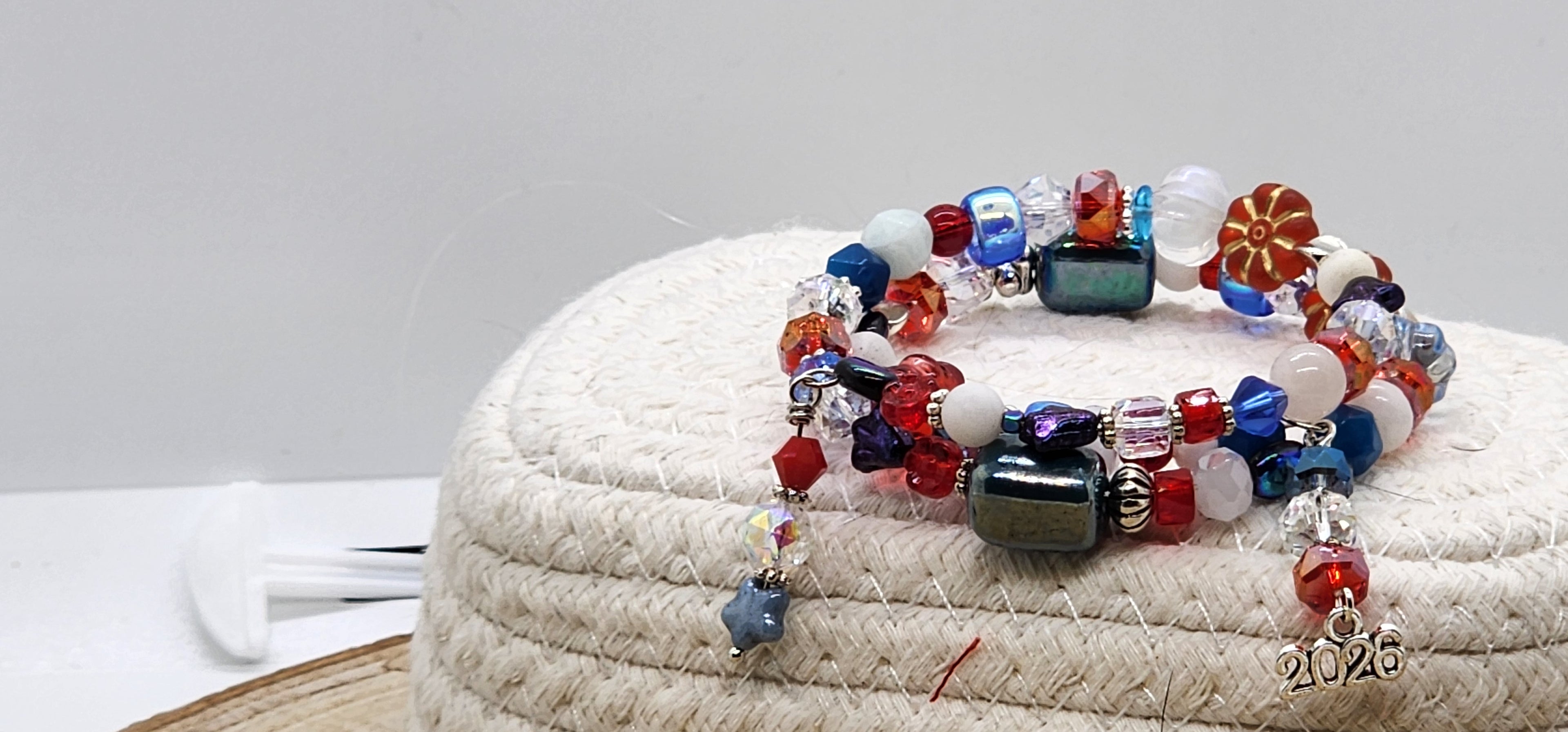 ⭐ Patriotic “Americas 250” Memory Wire Bracelet | Red, White & Blue Sparkle Jewelry 🇺🇸✨