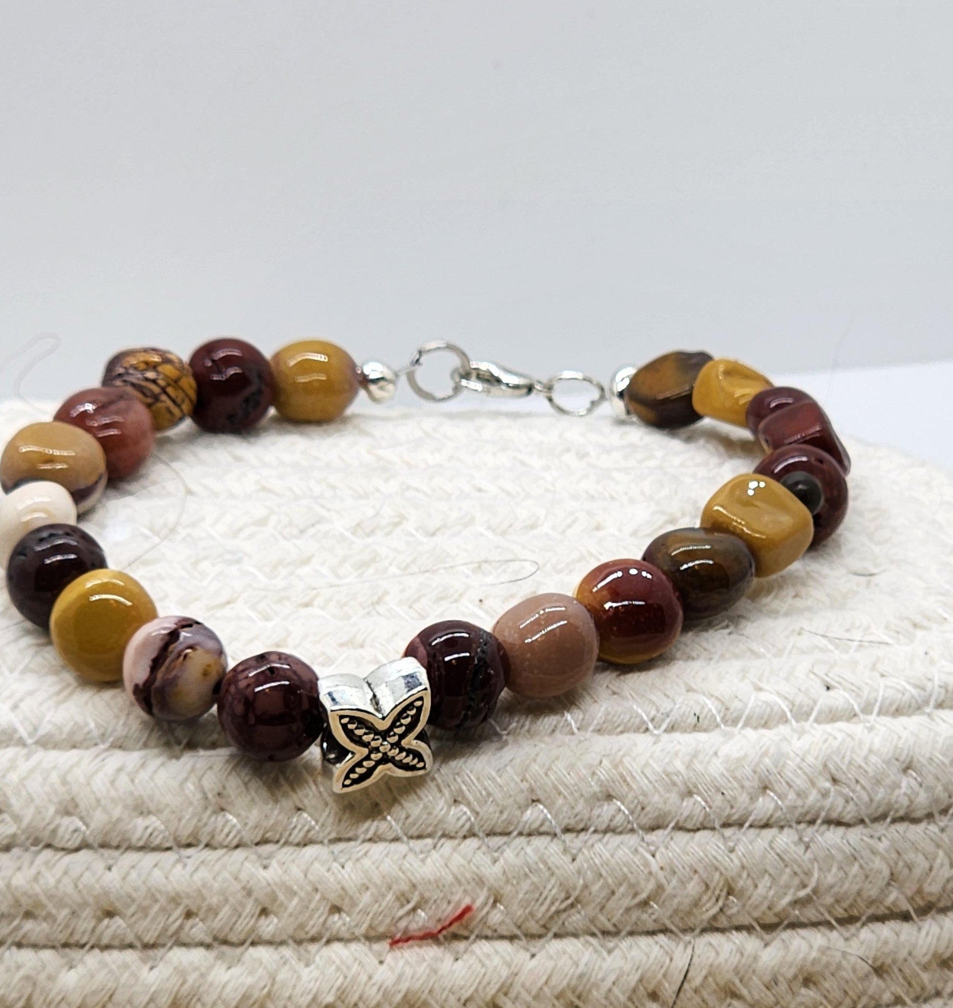 ✨ Father’s Day Mookaite Gemstone Bracelet – Strength, Grounding & Style